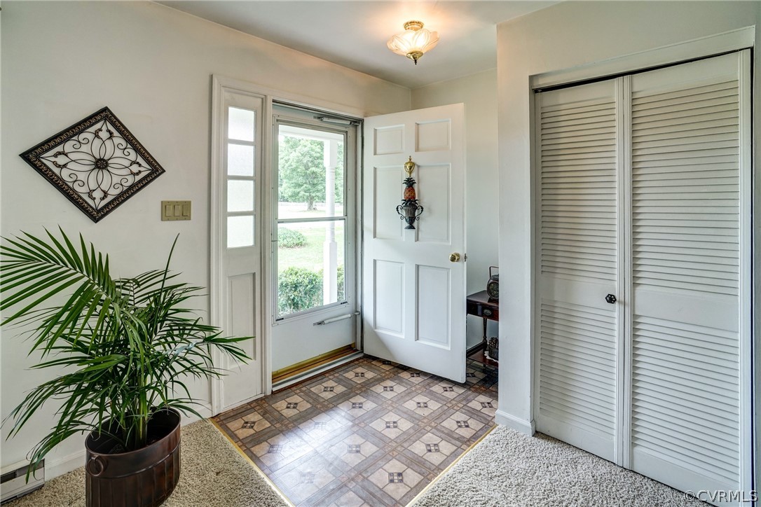 8001 Woodbrook Road Quinton, VA 23141 - Photo 7 of 44 Gallery Image 7