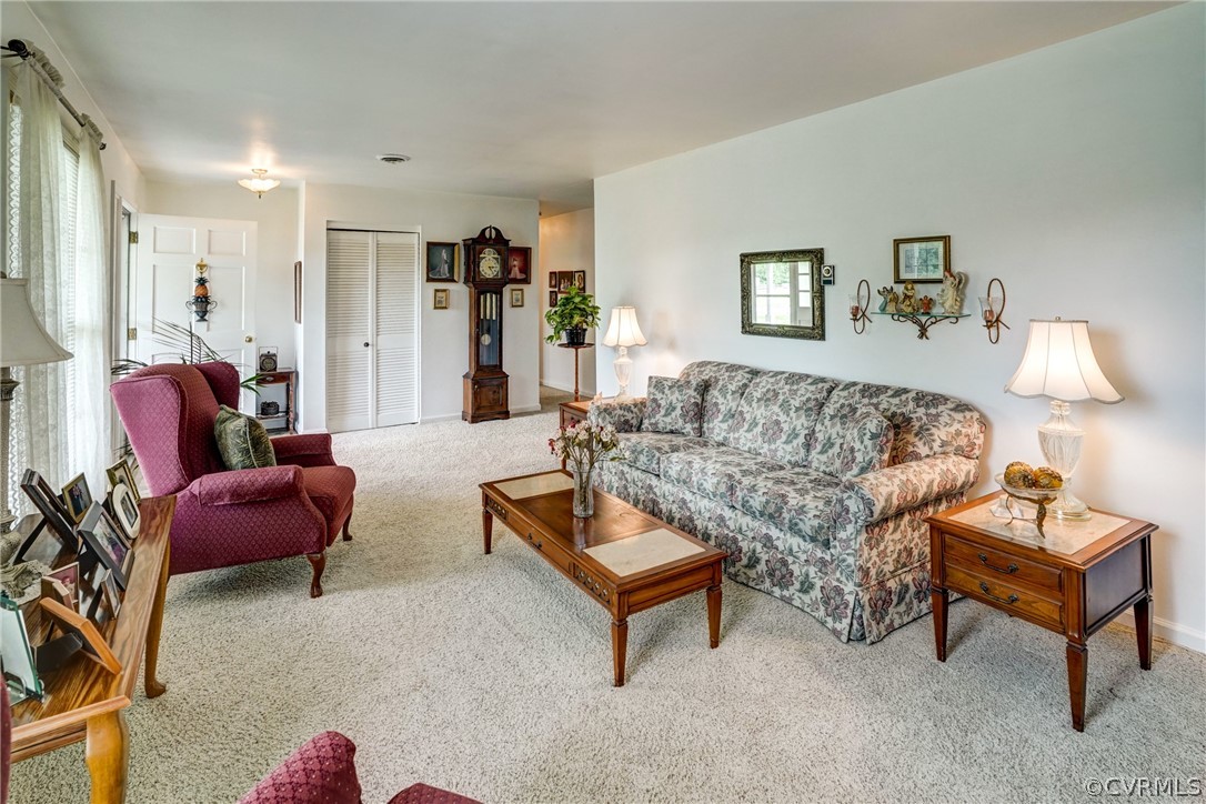 8001 Woodbrook Road Quinton, VA 23141 - Photo 10 of 44 Gallery Image 10