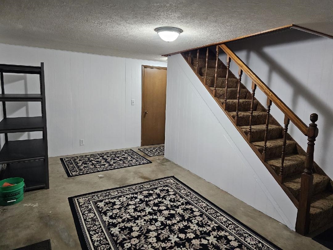 8539 North Pecatonica Road Pecatonica, IL 61063 - Photo 20 of 23 a view of a hallway