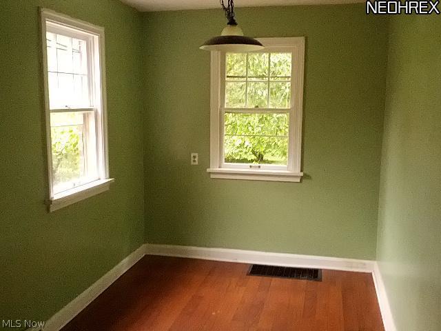 4626 17th Street Northwest Canton, OH 44708 - Photo 7 of 10 Dining room