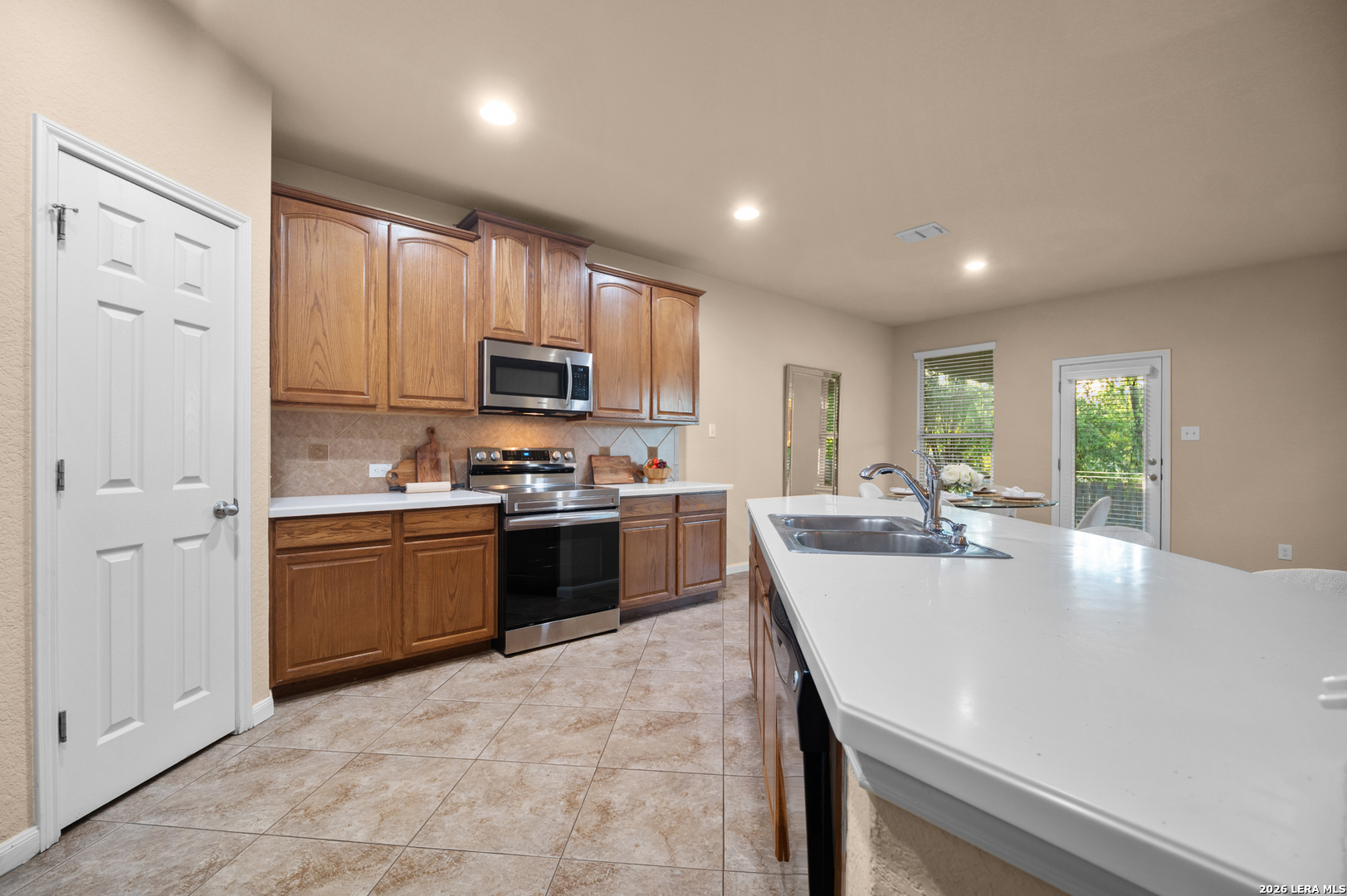 1008 Magellan Windcrest, TX 78239 - Photo 22 of 45