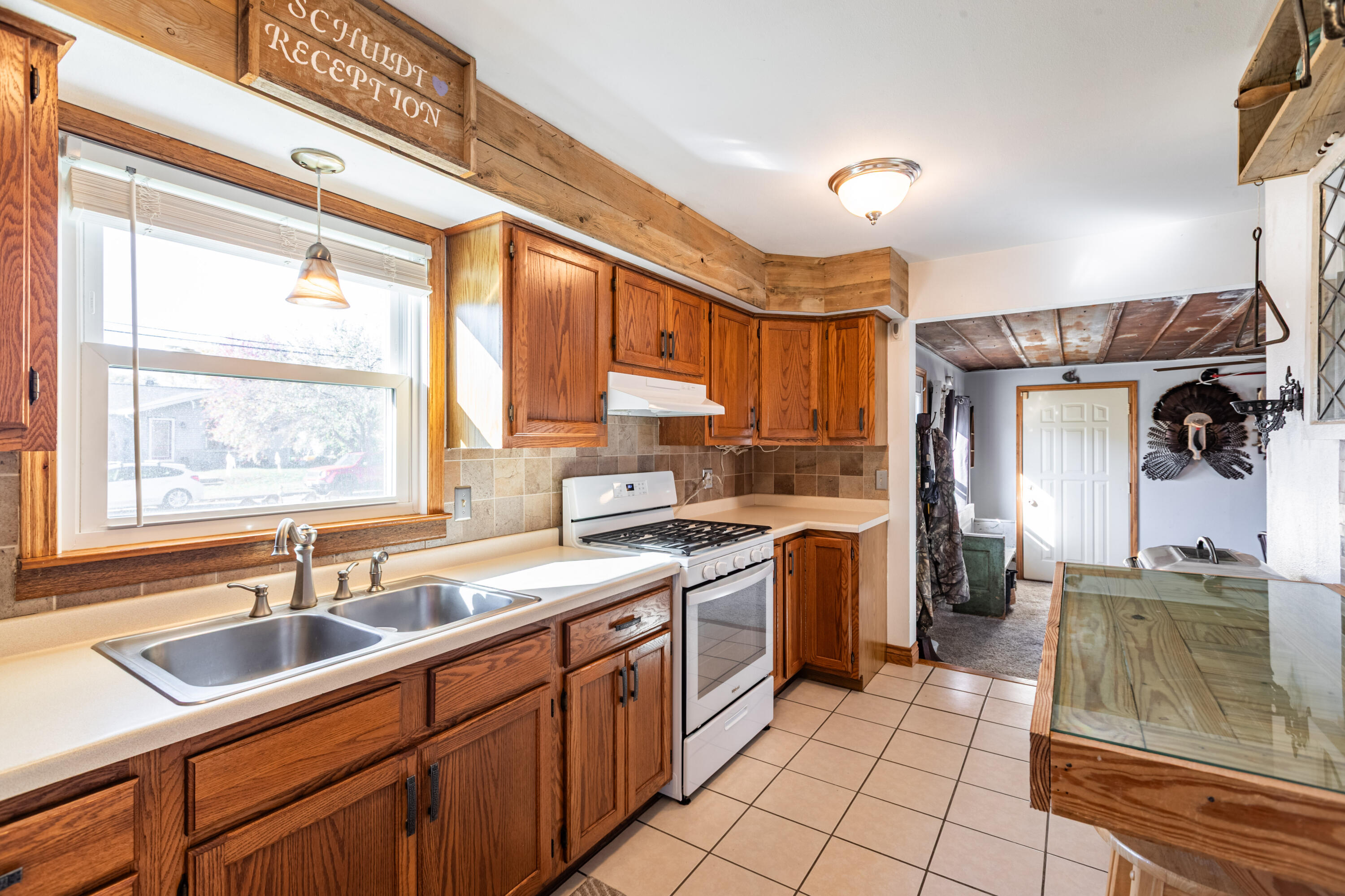 3147 29th Street South La Crosse, WI 54601 - Photo 5 of 13 C24I6465-HDR