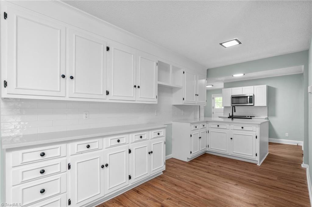 810 Ferndale Boulevard High Point, NC 27262 - Photo 12 of 36