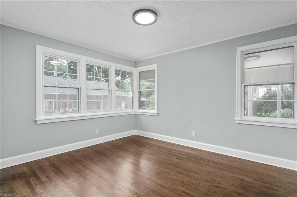 810 Ferndale Boulevard High Point, NC 27262 - Photo 23 of 36