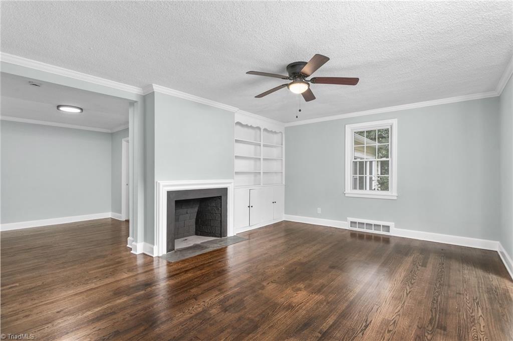 810 Ferndale Boulevard High Point, NC 27262 - Photo 8 of 36