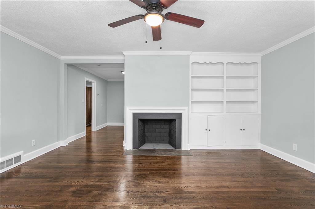 810 Ferndale Boulevard High Point, NC 27262 - Photo 9 of 36