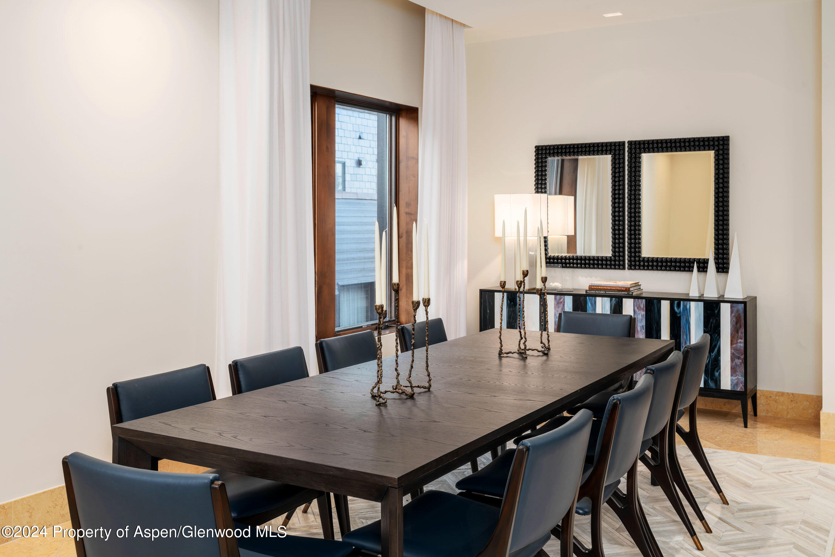 405 South Monarch Street, Unit P2 Aspen, CO 81611 - Photo 11 of 34 Formal Dining Area