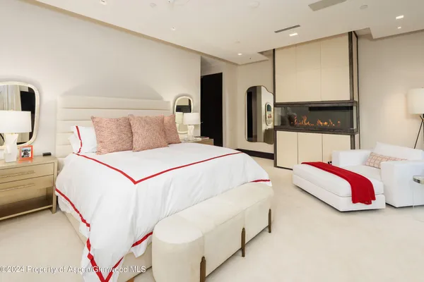 $250,000 | 405 South Monarch Street, Unit P2, Aspen, CO 81611