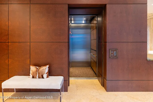 $250,000 | 405 South Monarch Street, Unit P2, Aspen, CO 81611