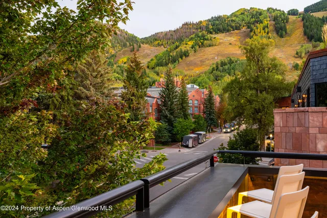 $250,000 | 405 South Monarch Street, Unit P2, Aspen, CO 81611