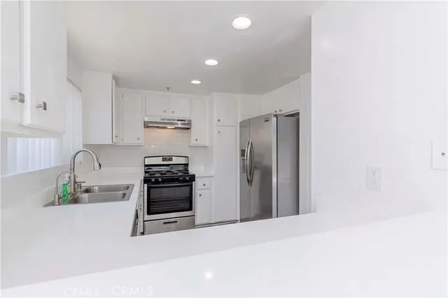 $625,000 | 17722 Sergio Circle, Unit 203, Huntington Beach, CA 92647
