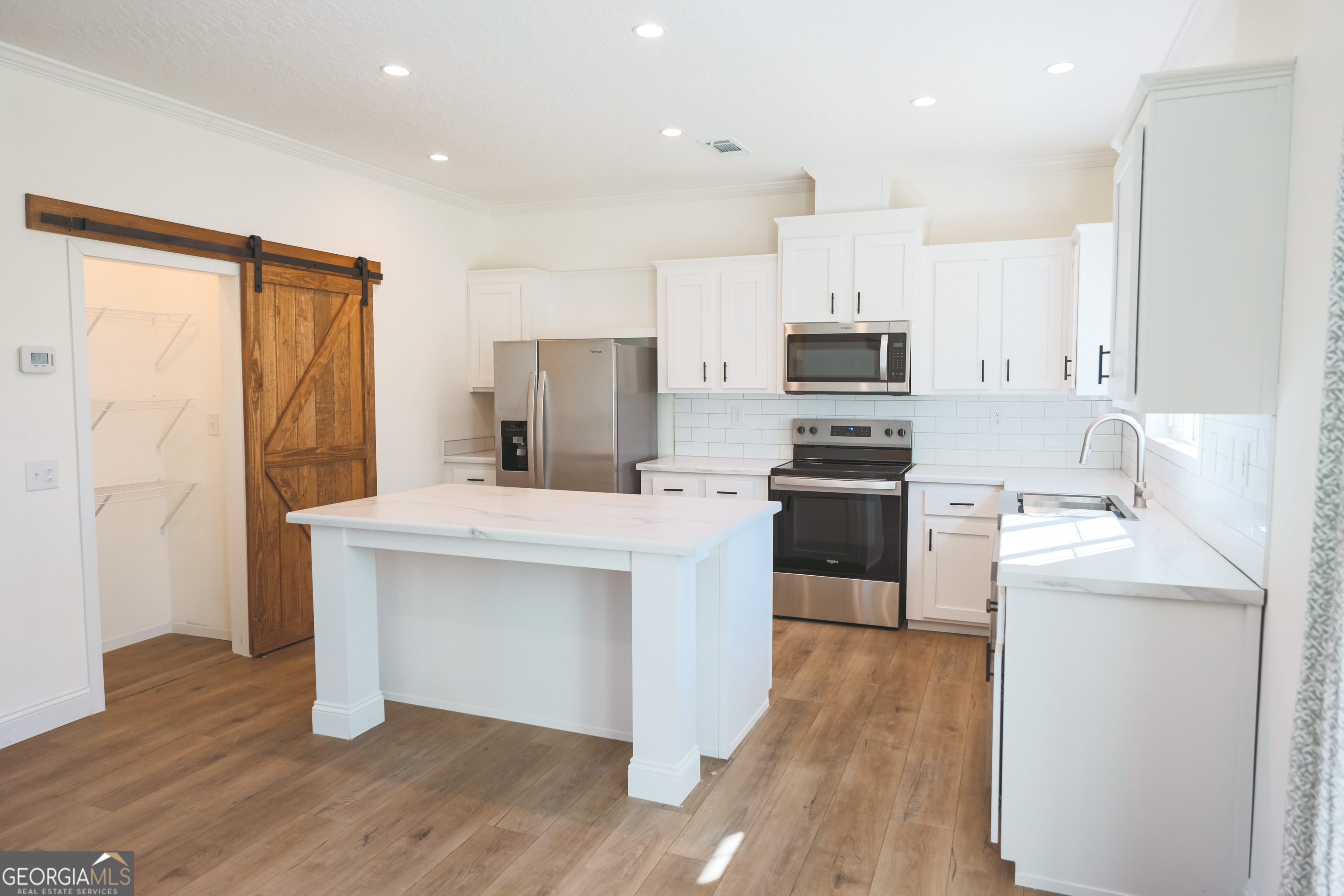 6553 Kenny Lane Blackshear, GA 31516 - Photo 9 of 27