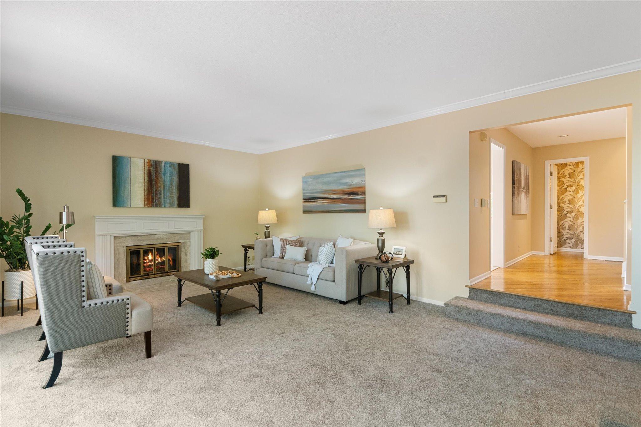 2400 Robin Oak Ridge Minnetonka, MN 55305 - Photo 12 of 48 Gallery Image 12