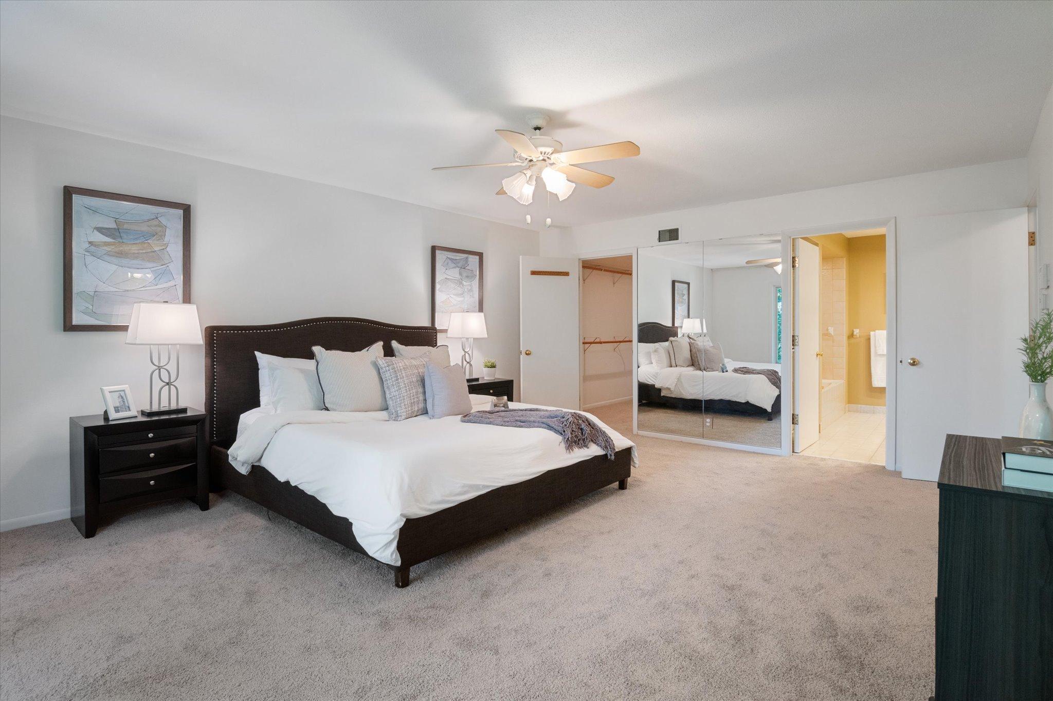 2400 Robin Oak Ridge Minnetonka, MN 55305 - Photo 24 of 48 Gallery Image 24