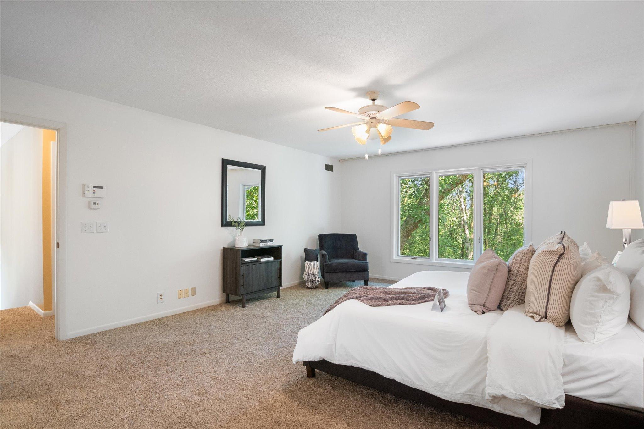 2400 Robin Oak Ridge Minnetonka, MN 55305 - Photo 25 of 48 Gallery Image 25