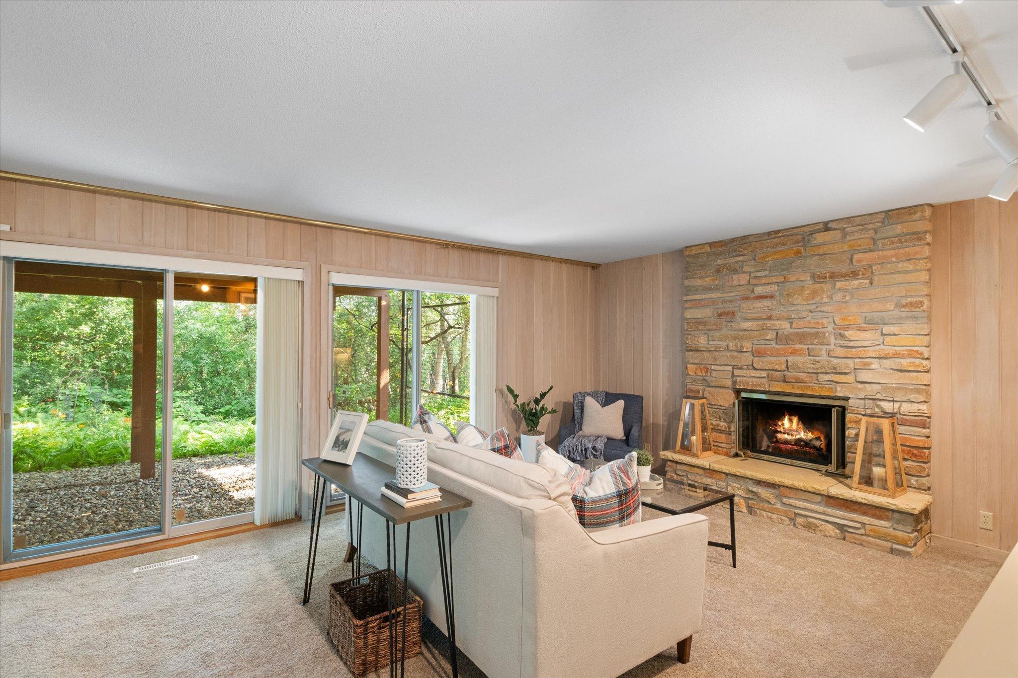 2400 Robin Oak Ridge Minnetonka, MN 55305 - Photo 34 of 48 Gallery Image 34