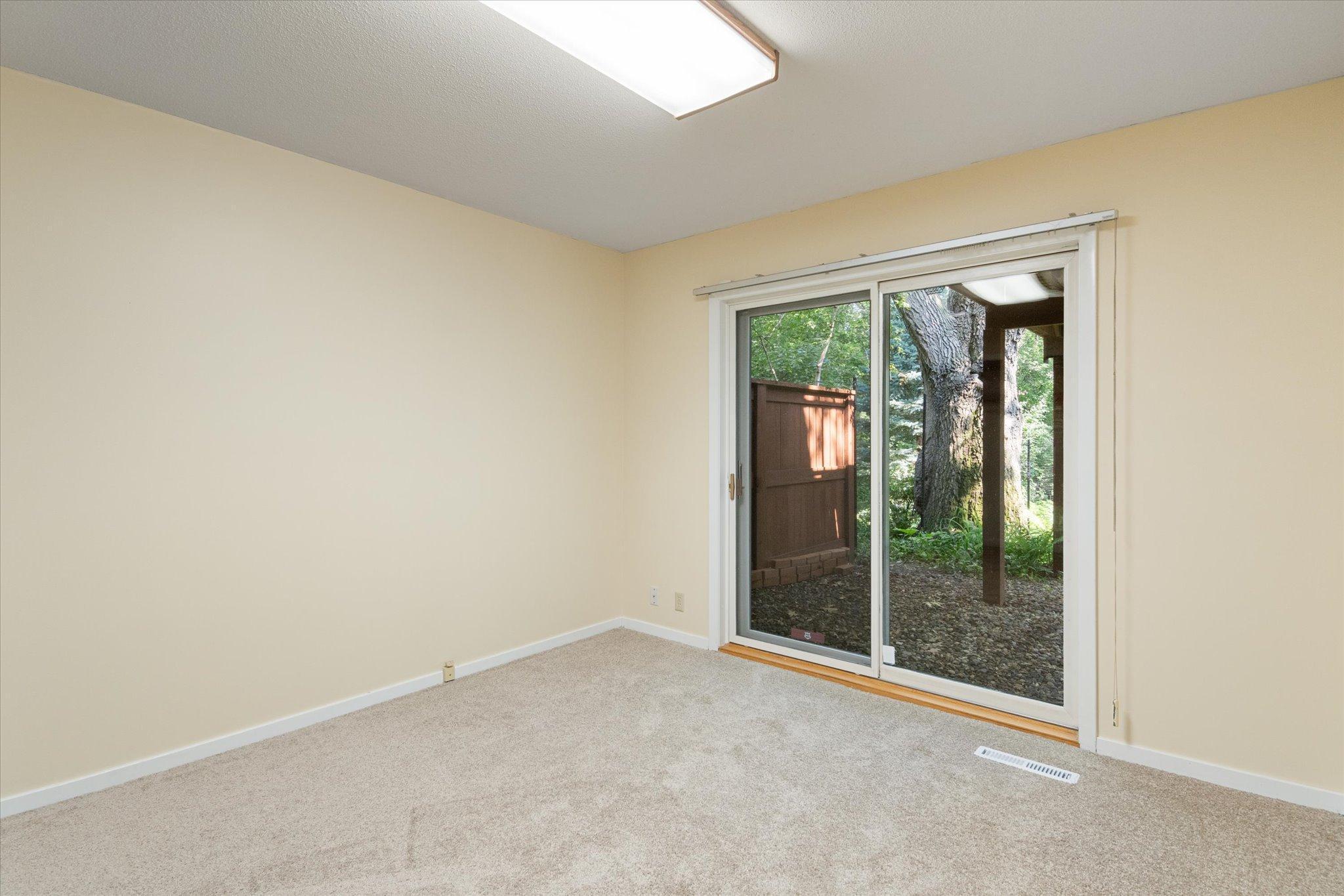 2400 Robin Oak Ridge Minnetonka, MN 55305 - Photo 38 of 48 Gallery Image 38