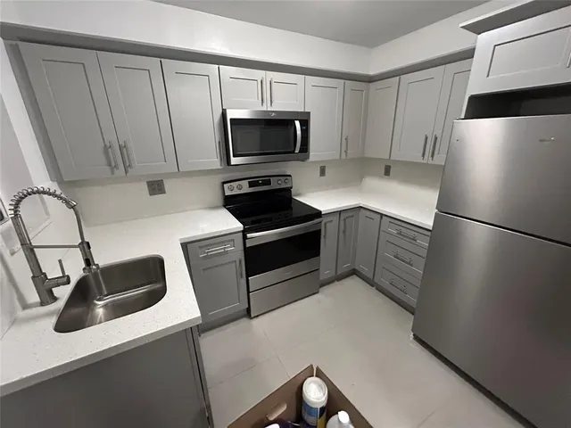 $2,800 | 501 Southwest 67th Avenue, Miami, FL 33144