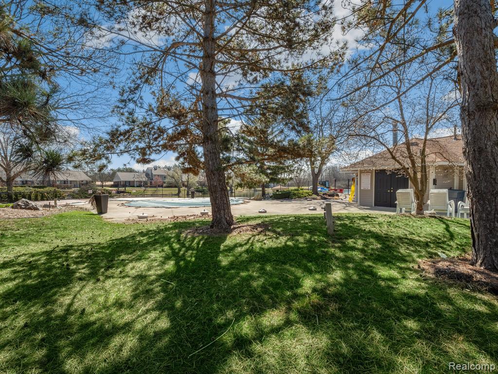 40054 Crosswinds Road Novi, MI 48375 - Photo 46 of 51