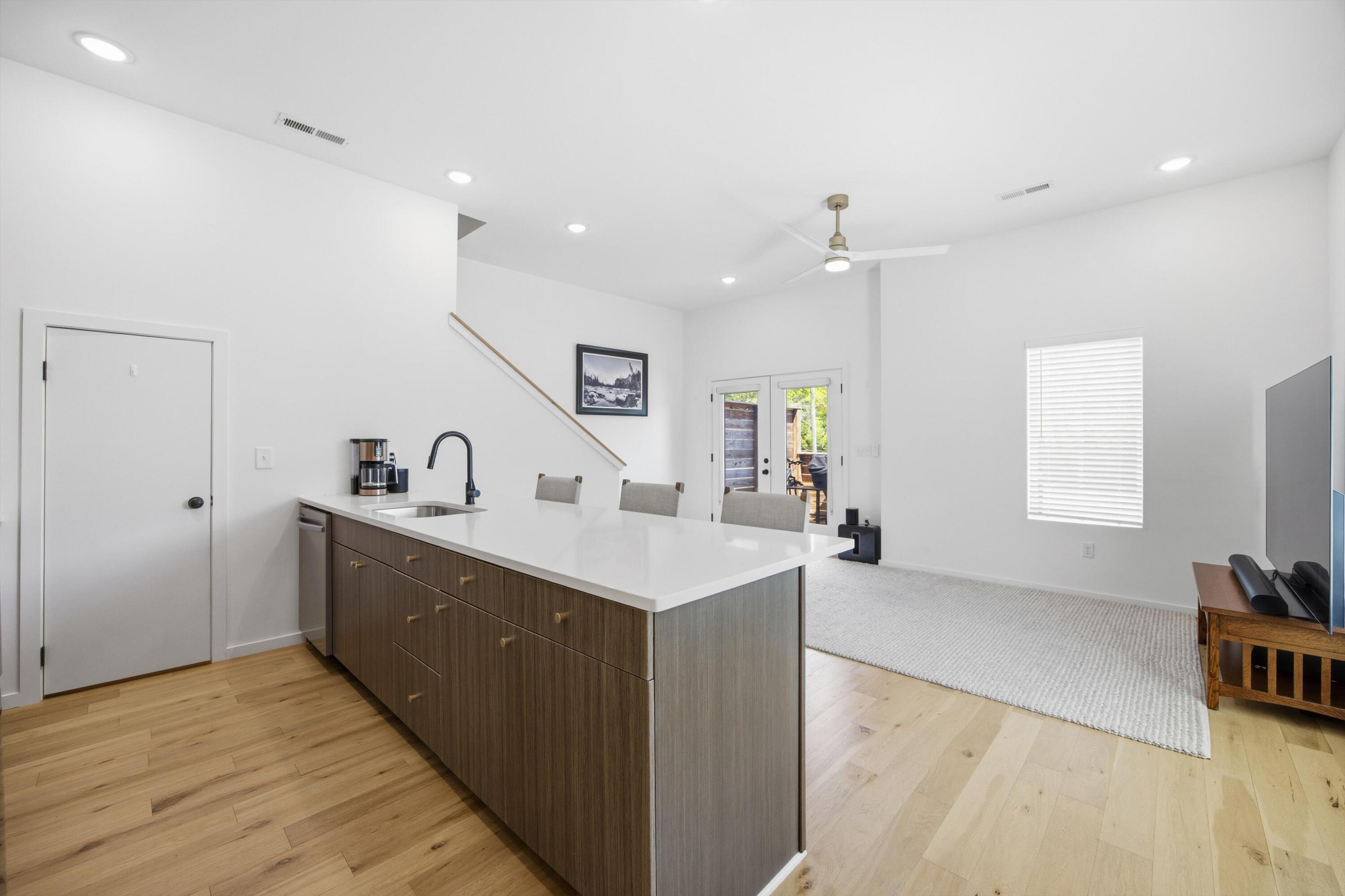 4160 Outpost Way Chattanooga, TN 37419 - Photo 11 of 35 10-090A6769