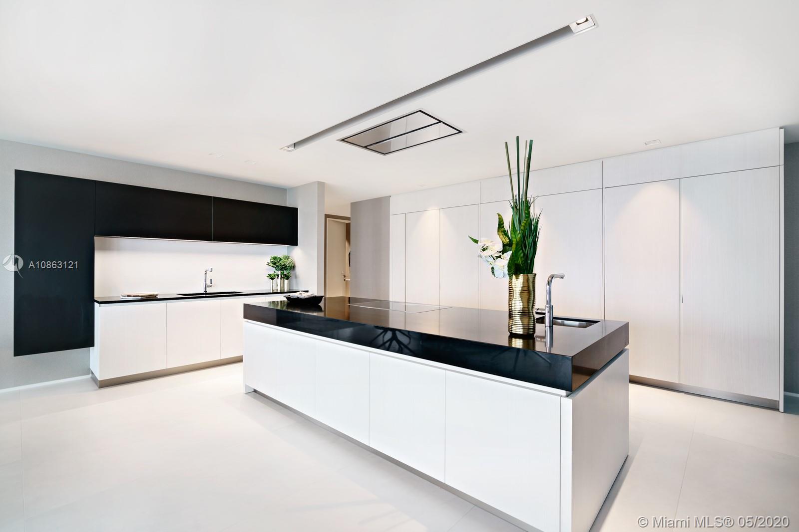 1000 Biscayne Boulevard, Unit 2102 Miami, FL 33132 - Photo 12 of 37