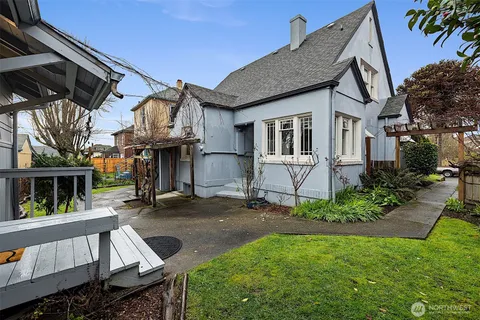 $649,950 | 1516-1514 North Steele Street, Tacoma, WA 98406