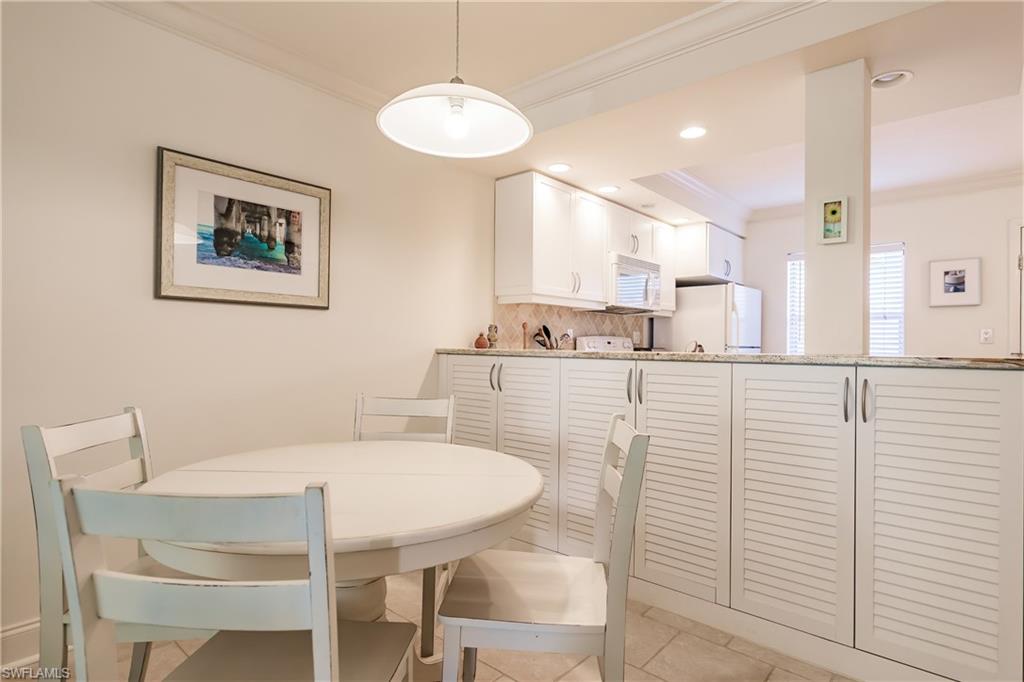 3055 Riviera Drive, Unit 302 Naples, FL 34103 - Photo 14 of 29 Gallery Image 14