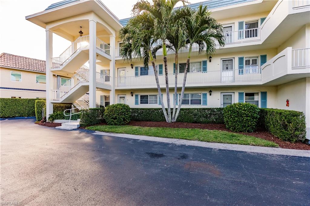 3055 Riviera Drive, Unit 302 Naples, FL 34103 - Photo 2 of 29 Gallery Image 2