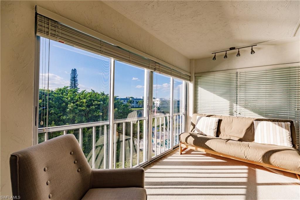 3055 Riviera Drive, Unit 302 Naples, FL 34103 - Photo 27 of 29 Gallery Image 27