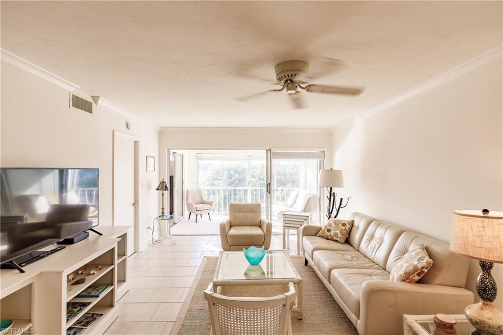 3055 Riviera Drive, Unit 302 Naples, FL 34103 - Photo 7 of 29 Gallery Image 7