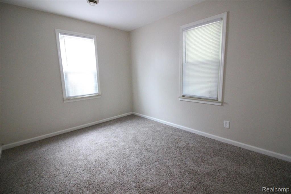 4940 Inkster Road Westland, MI 48186 - Photo 13 of 15