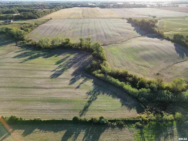 $922,000 | 0 County Road 2100 Road North, Unit COUNTY, Cisne, IL 62823