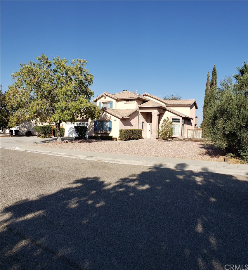 13177 Cardinal Road Victorville, CA 92392 - Photo 1 of 1 Front View