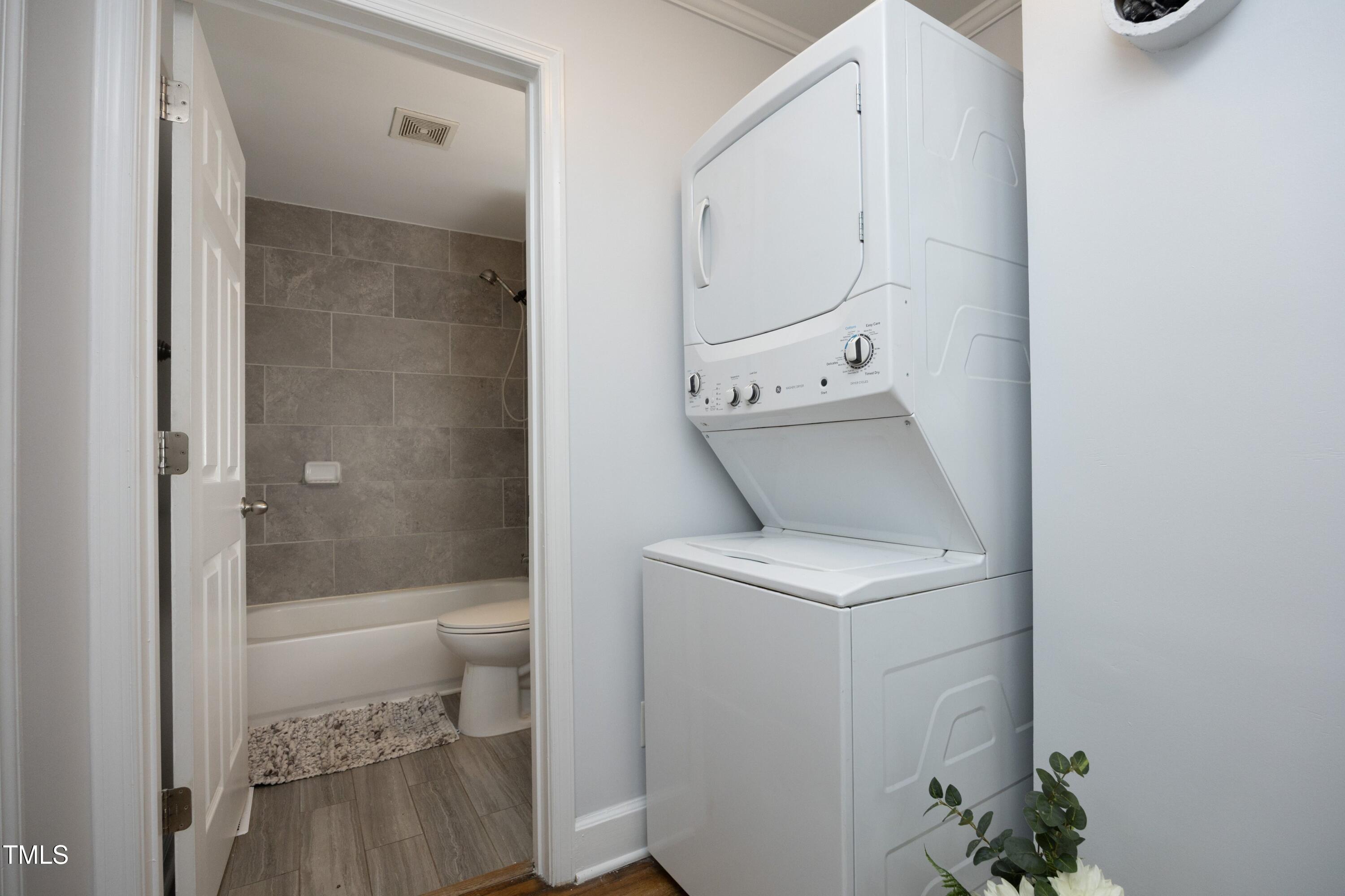 8125 Middleton Road Garner, NC 27529 - Photo 14 of 23 13WasherDryer