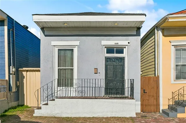 $2,000 | 1831 St Ann Street, Unit A, New Orleans, LA 70116