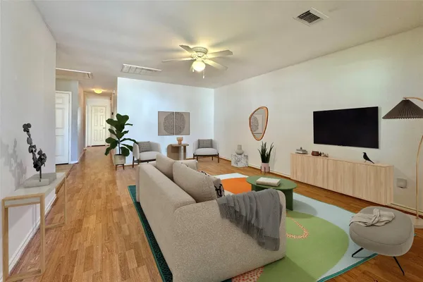 $1,500 | 3455 Angel Lane, Houston, TX 77045