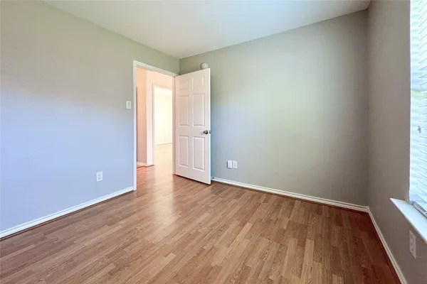 $1,500 | 3455 Angel Lane, Houston, TX 77045