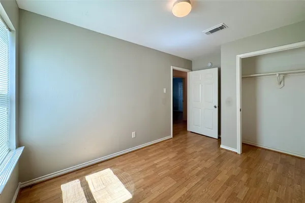 $1,500 | 3455 Angel Lane, Houston, TX 77045