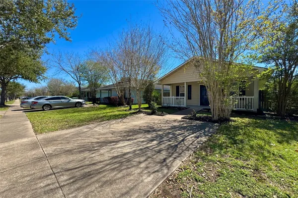 $1,500 | 3455 Angel Lane, Houston, TX 77045