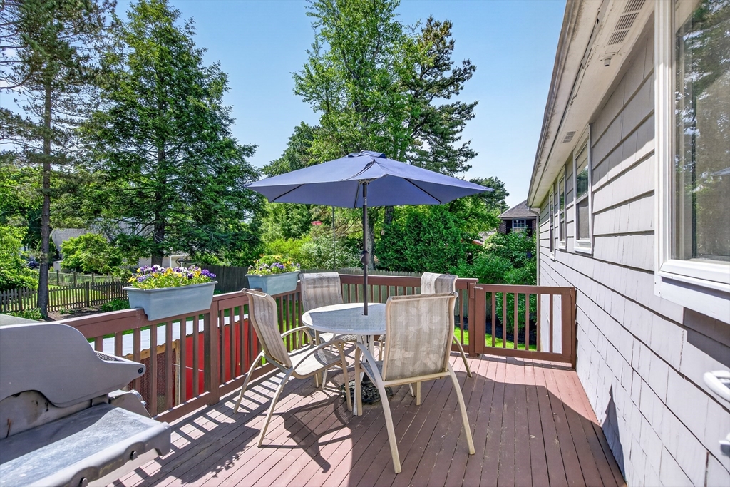 16 Stockdale Road Needham, MA 02492 - Photo 15 of 38