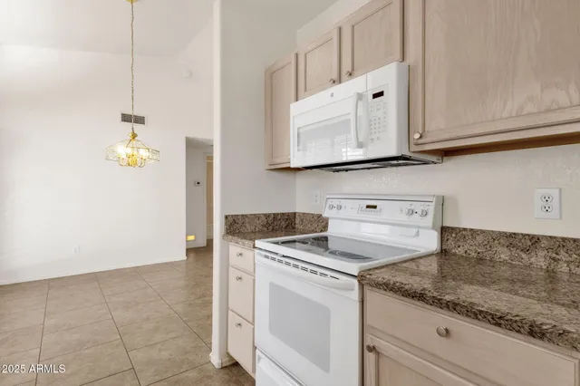 $1,795 | 6942 South Championship Drive, Chandler, AZ 85249