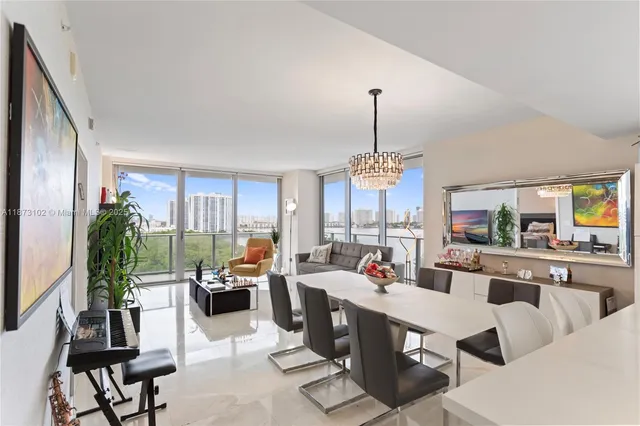 $999,000 | 16385 Biscayne Boulevard, Unit 1007, North Miami Beach, FL 33160