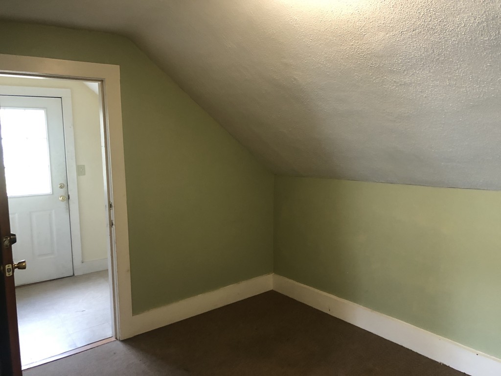 22 Falmouth Street Worcester, MA 01607 - Photo 11 of 19 Gallery Image 11