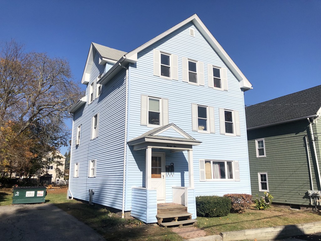 22 Falmouth Street Worcester, MA 01607 - Photo 2 of 19 Gallery Image 2
