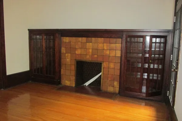 $1,800 | 1367 East 56th Street, Unit 2, Chicago, IL 60637