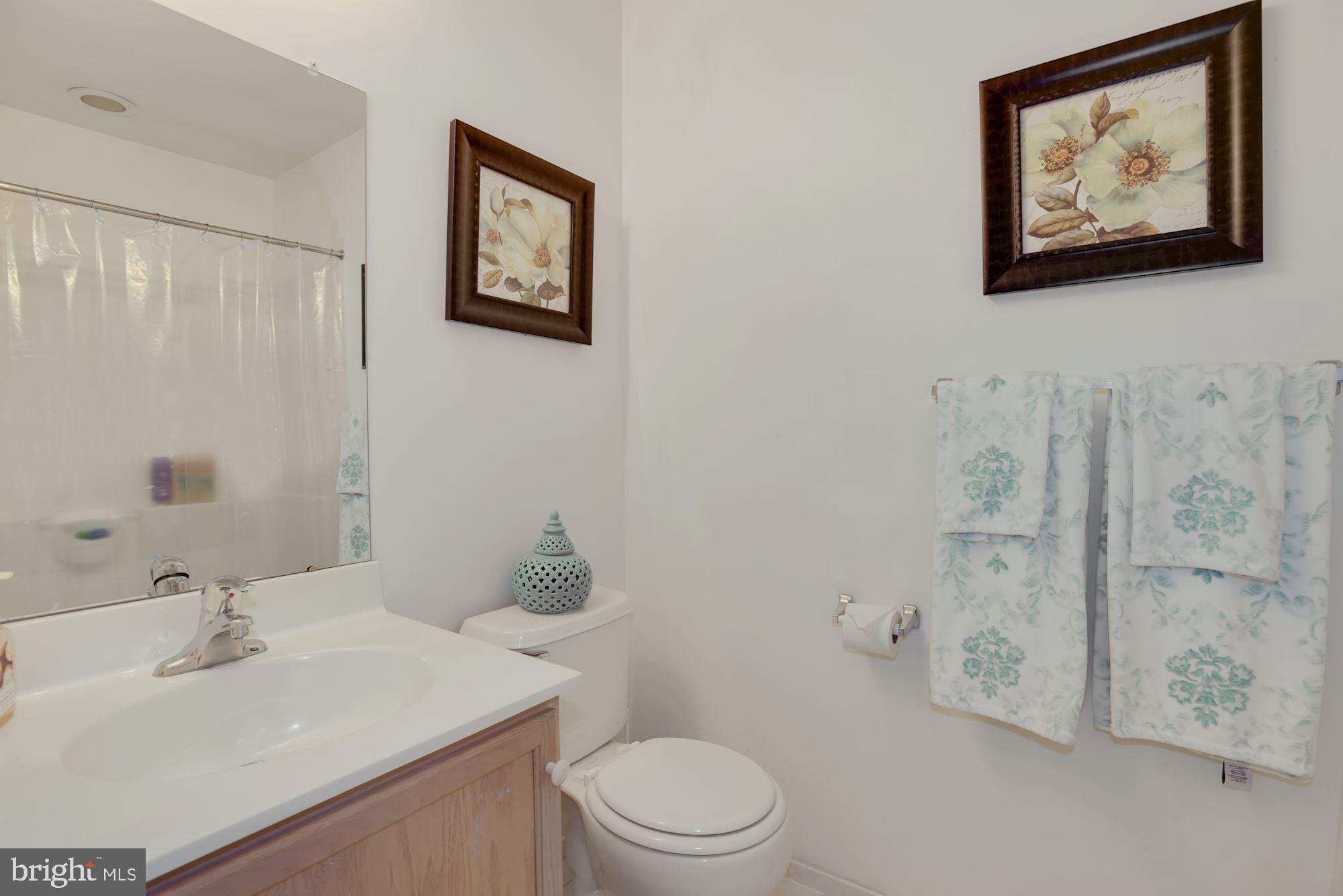 218 Hawthorne Way Delran, NJ 08075 - Photo 27 of 35