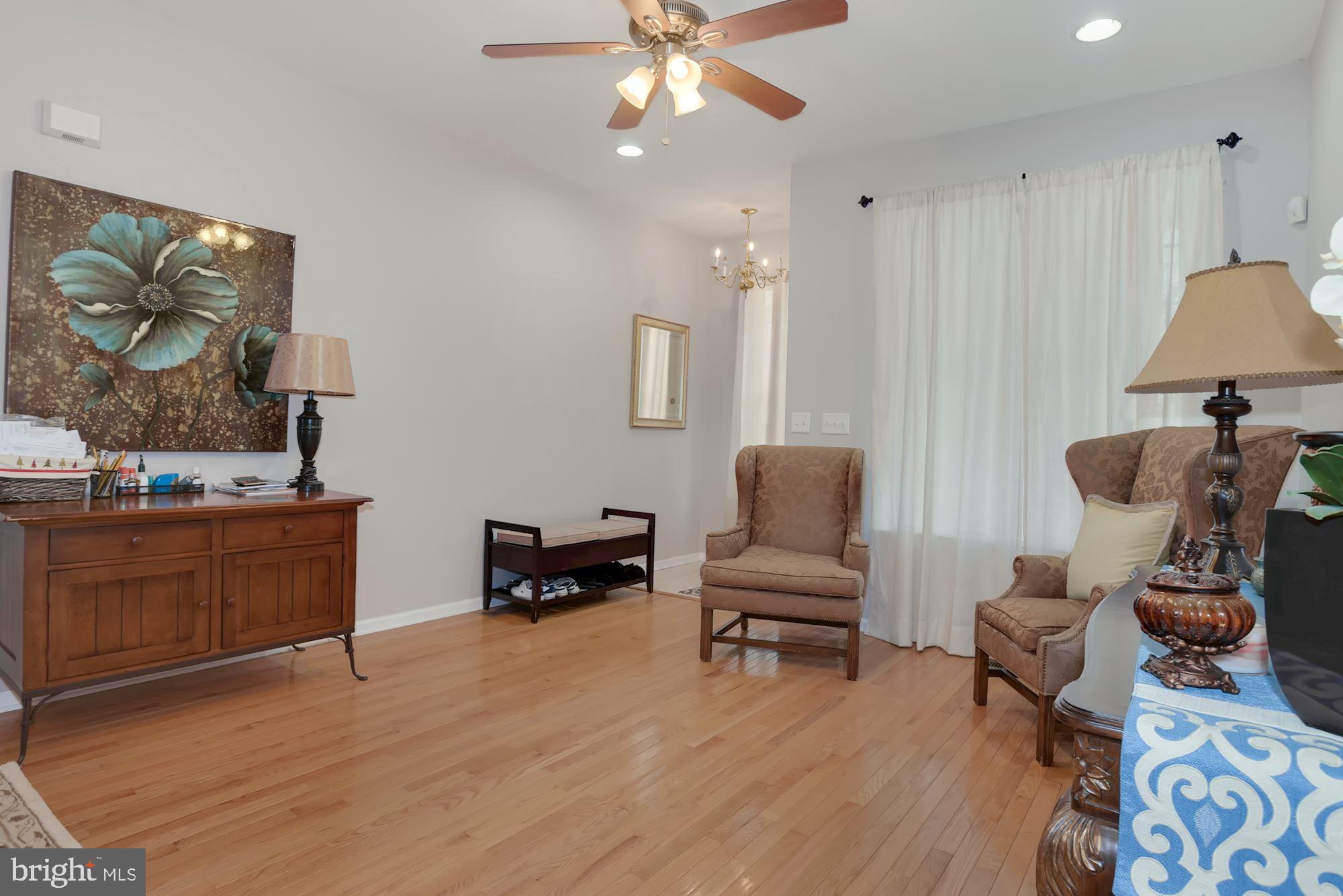 218 Hawthorne Way Delran, NJ 08075 - Photo 7 of 35