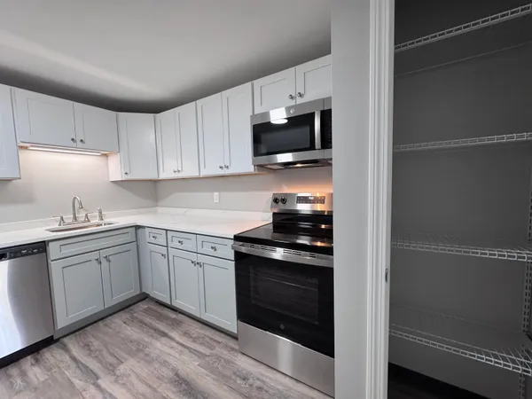 $2,088 | 95 Powers Street, Unit 66, Milford, NH 03055