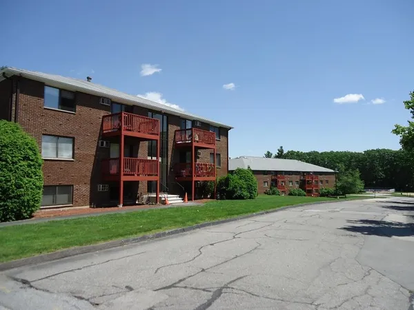 $2,088 | 95 Powers Street, Unit 66, Milford, NH 03055