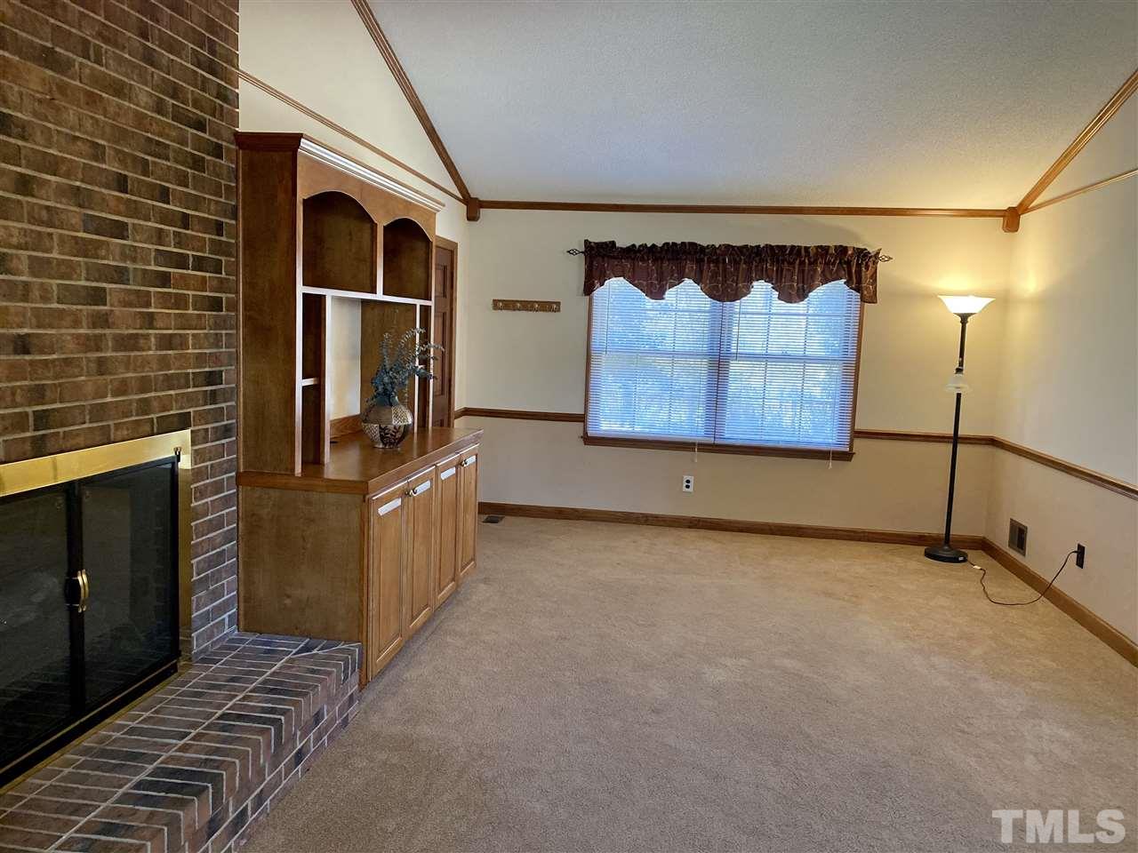 5712 Buffaloe Road Raleigh, NC 27604 - Photo 7 of 28 Gallery Image 7